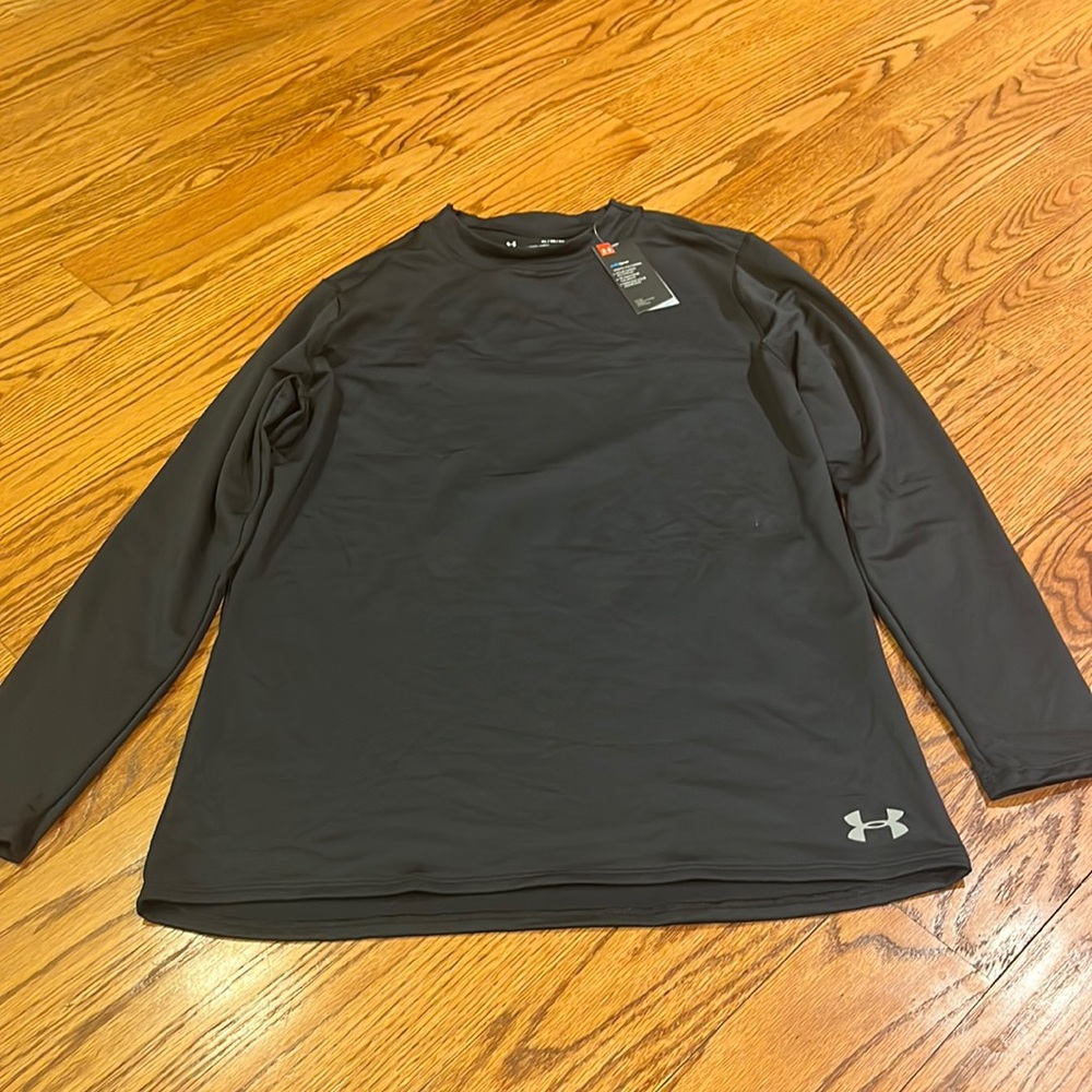 NWT Armour Men’s Black Fitted Athletic Shirt Size XL